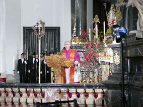 Abschlussvesper der Bischofskonferenz mit Spendung des Bonifatiussegens (© Karl-Franz Thiede)